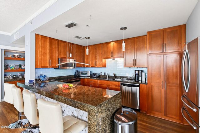2060 Beach Boulevard, 1204, Biloxi, MS 39531