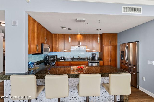 2060 Beach Boulevard, 1204, Biloxi, MS 39531