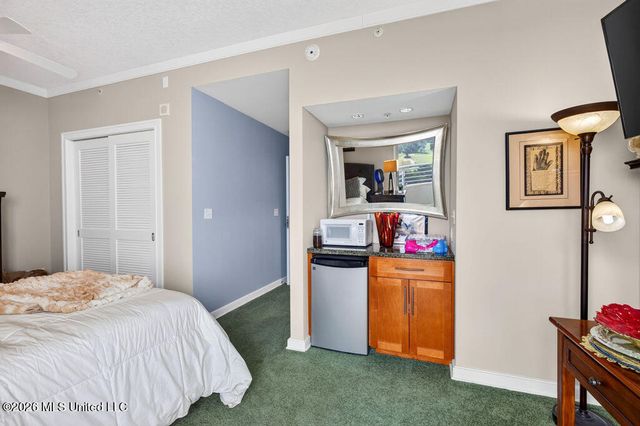 2060 Beach Boulevard, 1204, Biloxi, MS 39531