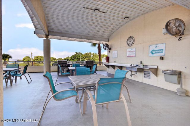 2060 Beach Boulevard, 1204, Biloxi, MS 39531