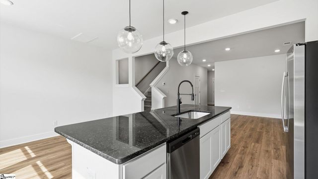 44 Shoemaker Road, Greenville, SC 29617