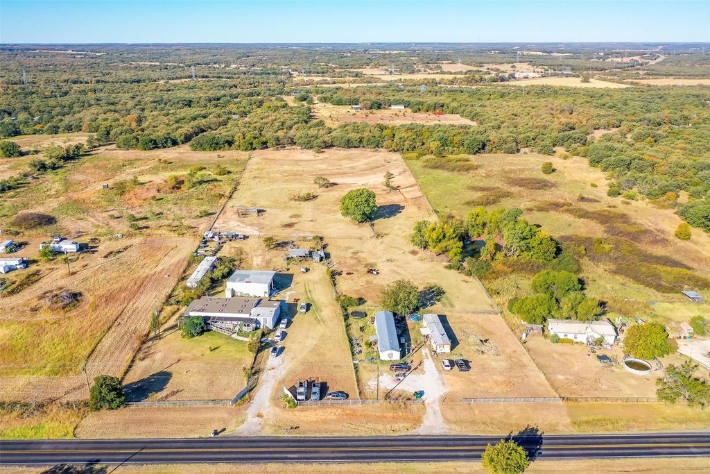 7866 FM 920, Poolville, TX 76487