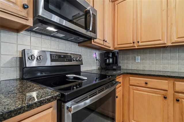 275 Villa Creek Parkway, Canton, GA 30114