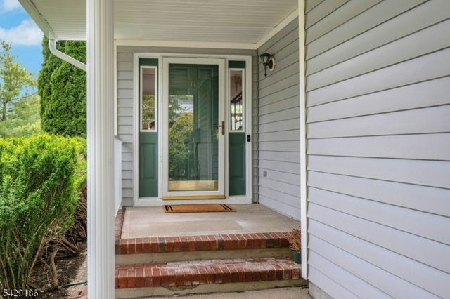 11 Bradford Ter, Boonton Twp., NJ 07005