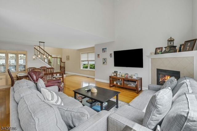 11 Bradford Ter, Boonton Twp., NJ 07005