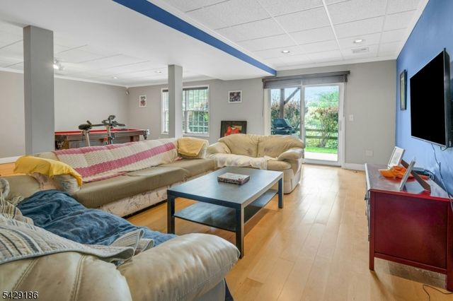 11 Bradford Ter, Boonton Twp., NJ 07005