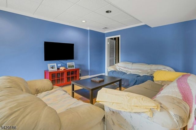 11 Bradford Ter, Boonton Twp., NJ 07005