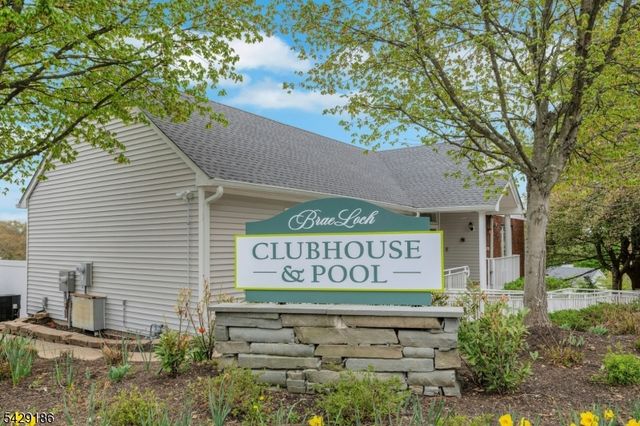 11 Bradford Ter, Boonton Twp., NJ 07005