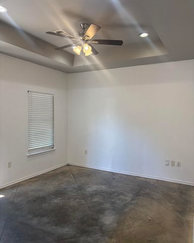 741 SE 23rd Street, Paris, TX 75460