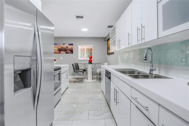 17800 NW 37 TH AVE, Miami Gardens, FL 33056