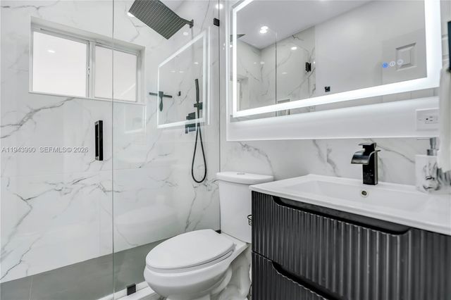 17800 NW 37 TH AVE, Miami Gardens, FL 33056