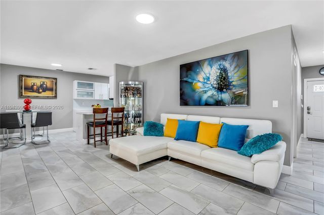 17800 NW 37 TH AVE, Miami Gardens, FL 33056