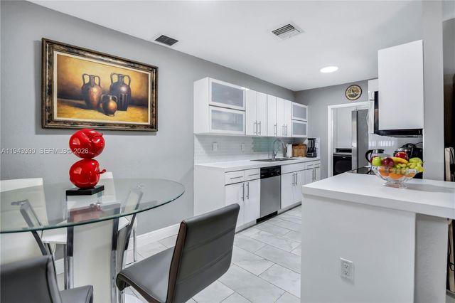 17800 NW 37 TH AVE, Miami Gardens, FL 33056