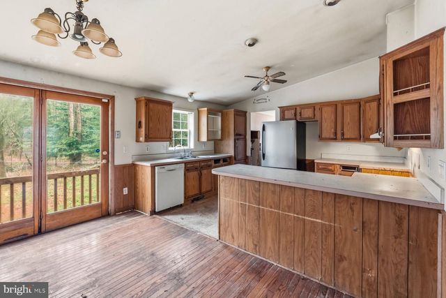 8434 HURLEYS NECK RD, Mardela Springs, MD 21837