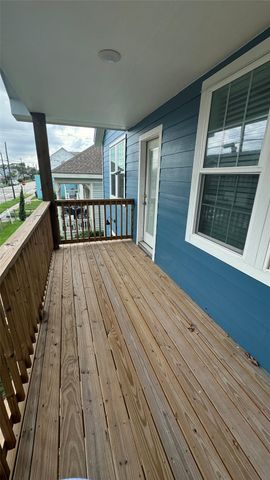 3414 Ursuline 2, Galveston, TX 77550