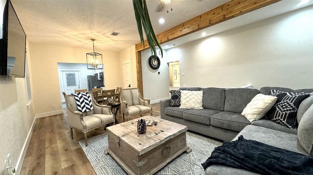 3414 Ursuline 2, Galveston, TX 77550