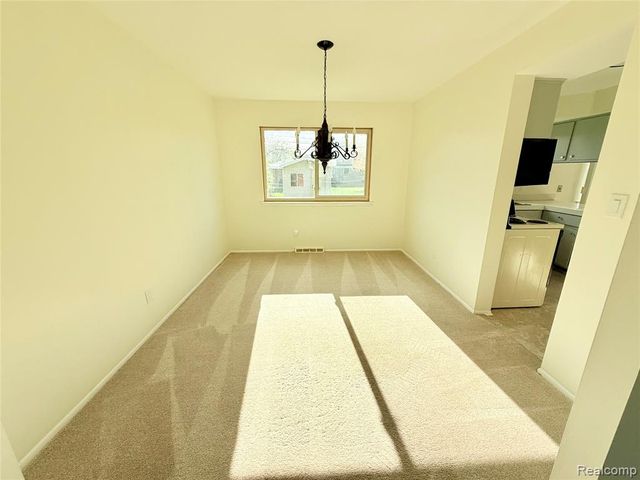 30943 Roselawn Drive, Warren, MI 48088
