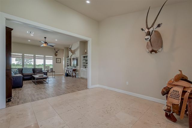 5750 Fm 360 Road, Needville, TX 77461