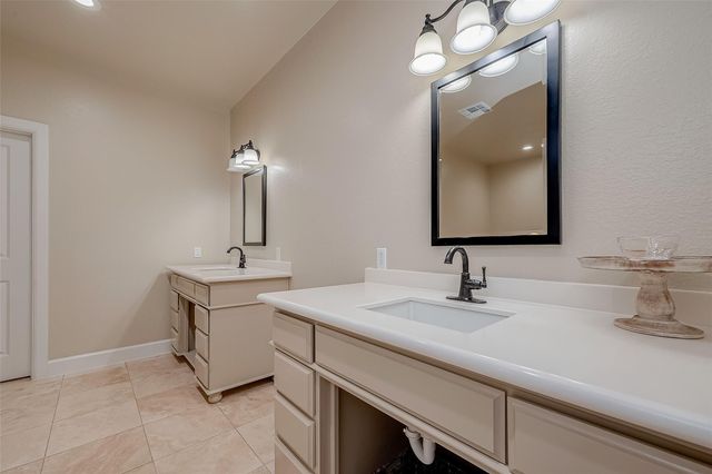 5750 Fm 360 Road, Needville, TX 77461