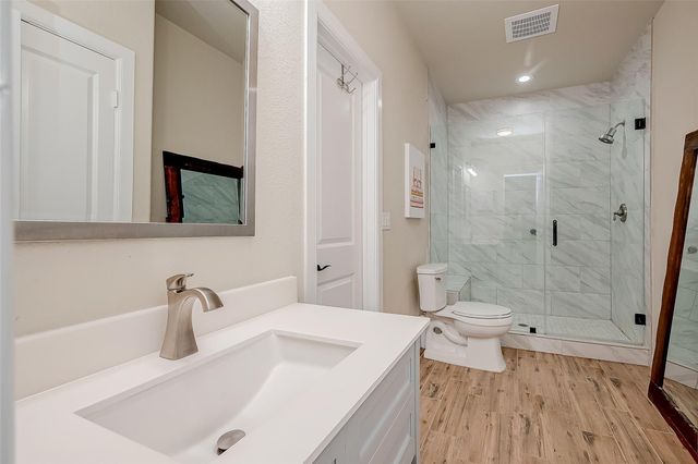 5750 Fm 360 Road, Needville, TX 77461