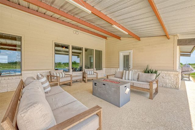 5750 Fm 360 Road, Needville, TX 77461