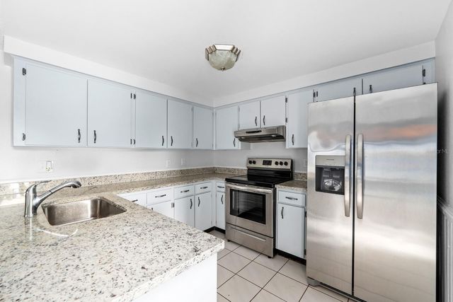 3029 CEDARIDGE DRIVE, Tampa, FL 33618