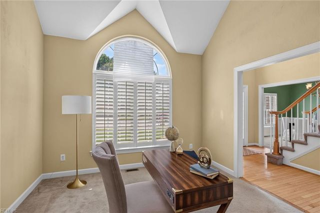 804 Catrina LN, Chesapeake, VA 23322