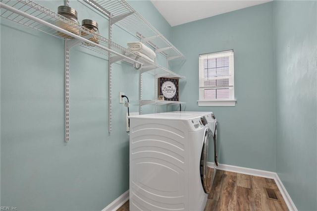 804 Catrina LN, Chesapeake, VA 23322