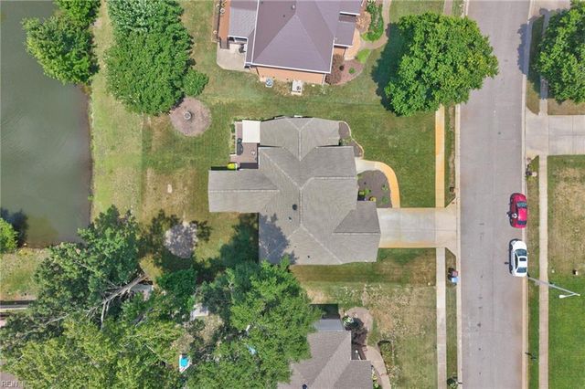 804 Catrina LN, Chesapeake, VA 23322
