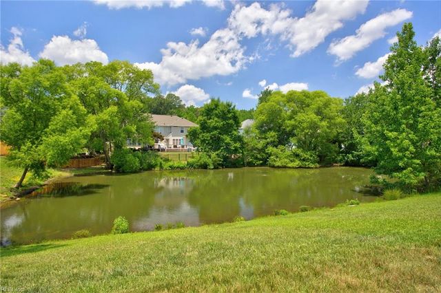 804 Catrina LN, Chesapeake, VA 23322