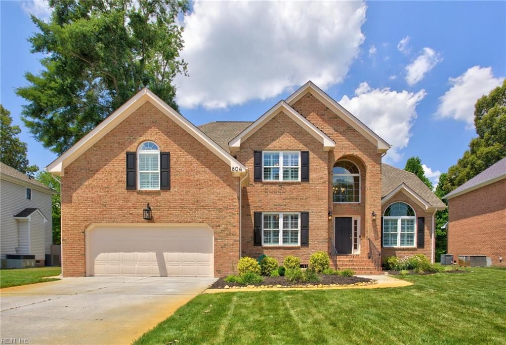 804 Catrina LN, Chesapeake, VA 23322