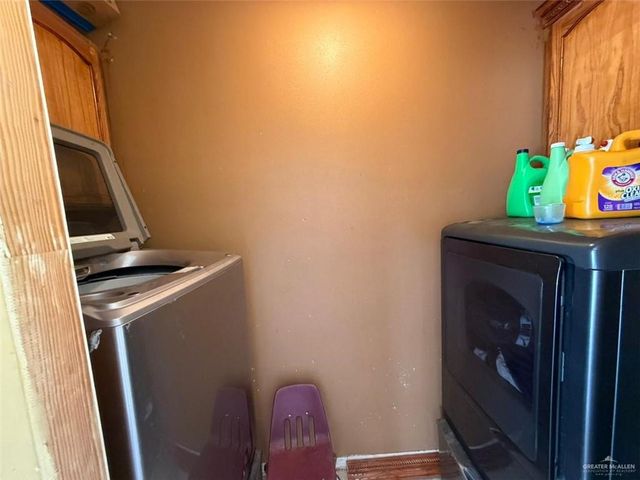 400 S Resplandor Street, Mission, TX 78572