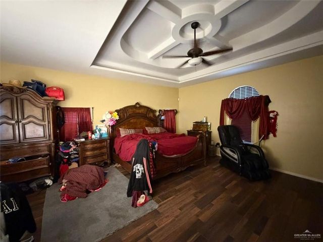 400 S Resplandor Street, Mission, TX 78572