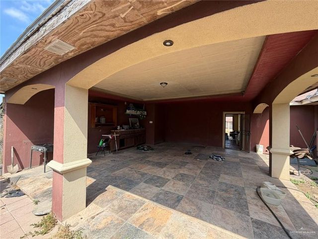 400 S Resplandor Street, Mission, TX 78572