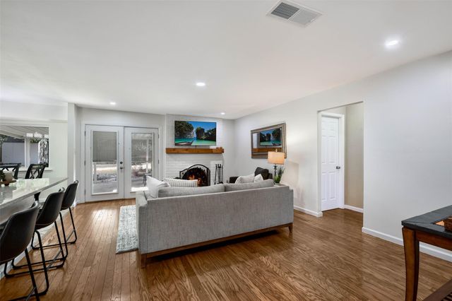 10109 Osprey CT, Austin, TX 78750