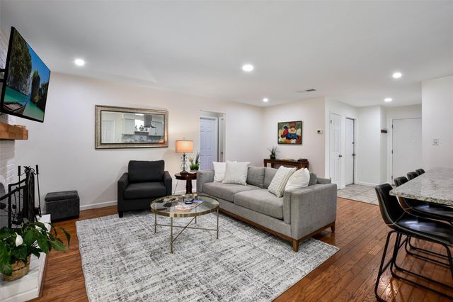 10109 Osprey CT, Austin, TX 78750