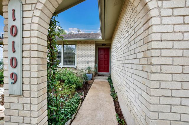 10109 Osprey CT, Austin, TX 78750
