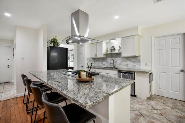 10109 Osprey CT, Austin, TX 78750