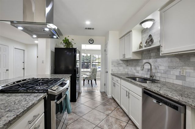 10109 Osprey CT, Austin, TX 78750