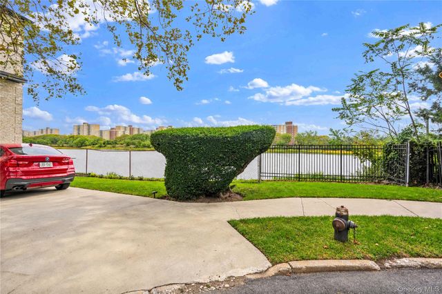 10810 Flatlands 9th Street 15E, Brooklyn, NY 11236