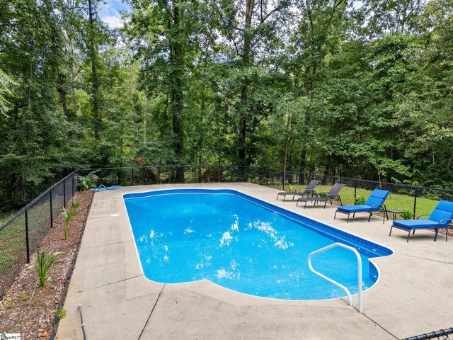 322 Oleander Lane, Spartanburg, SC 29303