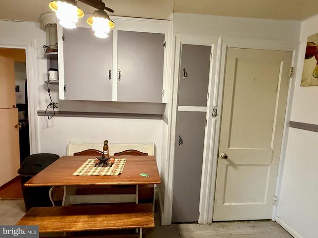 208 WOODWARD AVE, Lock Haven, PA 17745