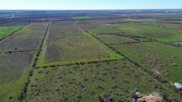16001 Richards DR, Del Valle, TX 78617