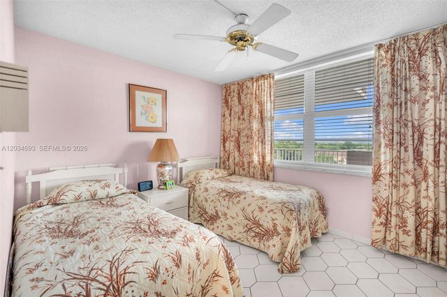 250 Jacaranda Dr 704, Plantation, FL 33324