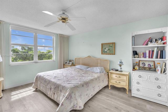 250 Jacaranda Dr 704, Plantation, FL 33324