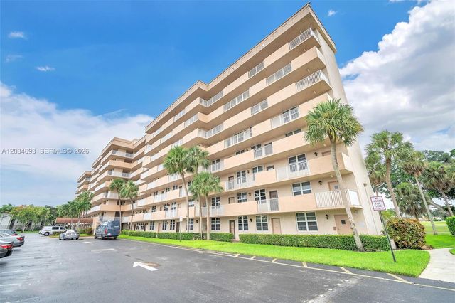 250 Jacaranda Dr 704, Plantation, FL 33324
