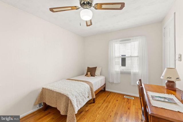 506 BELAIR AVE, Front Royal, VA 22630