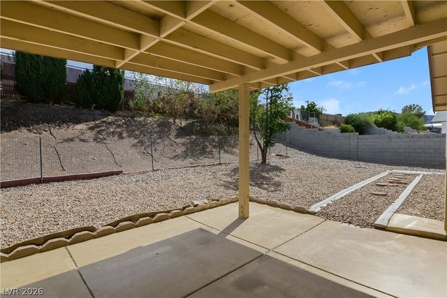 422 Chateau Drive, Henderson, NV 89002