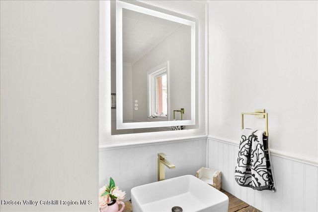 24 Alpine Drive, Round Top, NY 12473