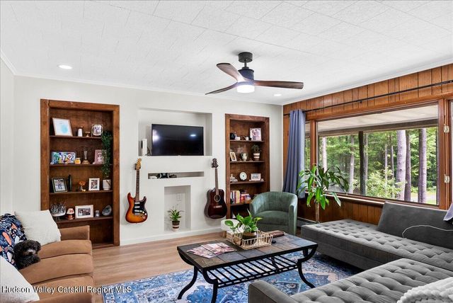 24 Alpine Drive, Round Top, NY 12473